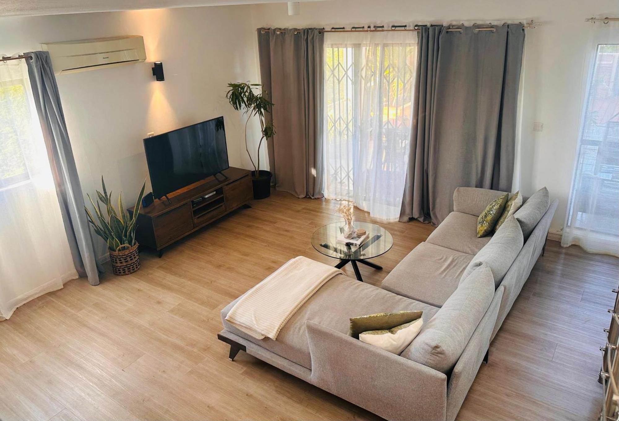 Villa Modern In - Short Walk To Grand Baie