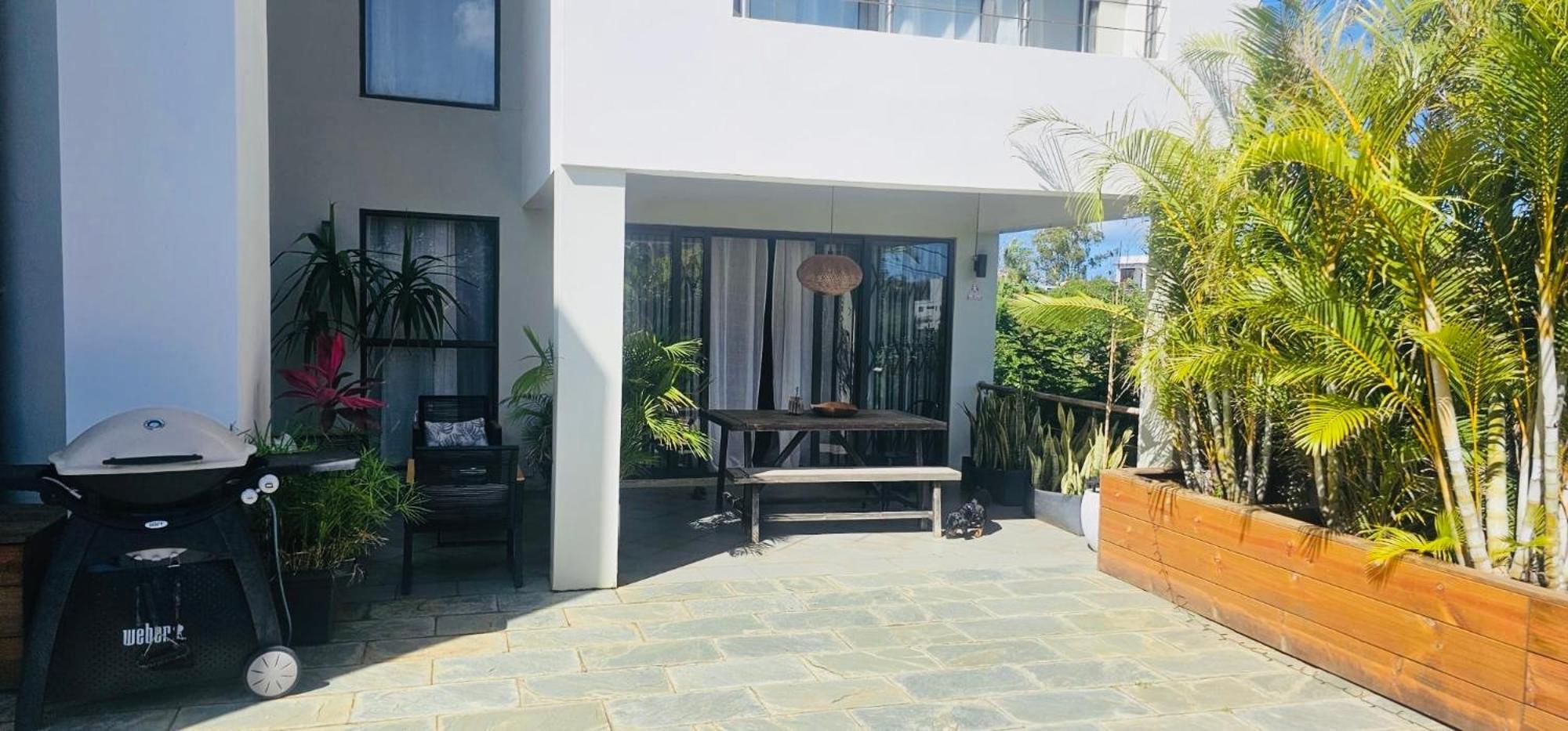 Modern In - Short Walk To Villa